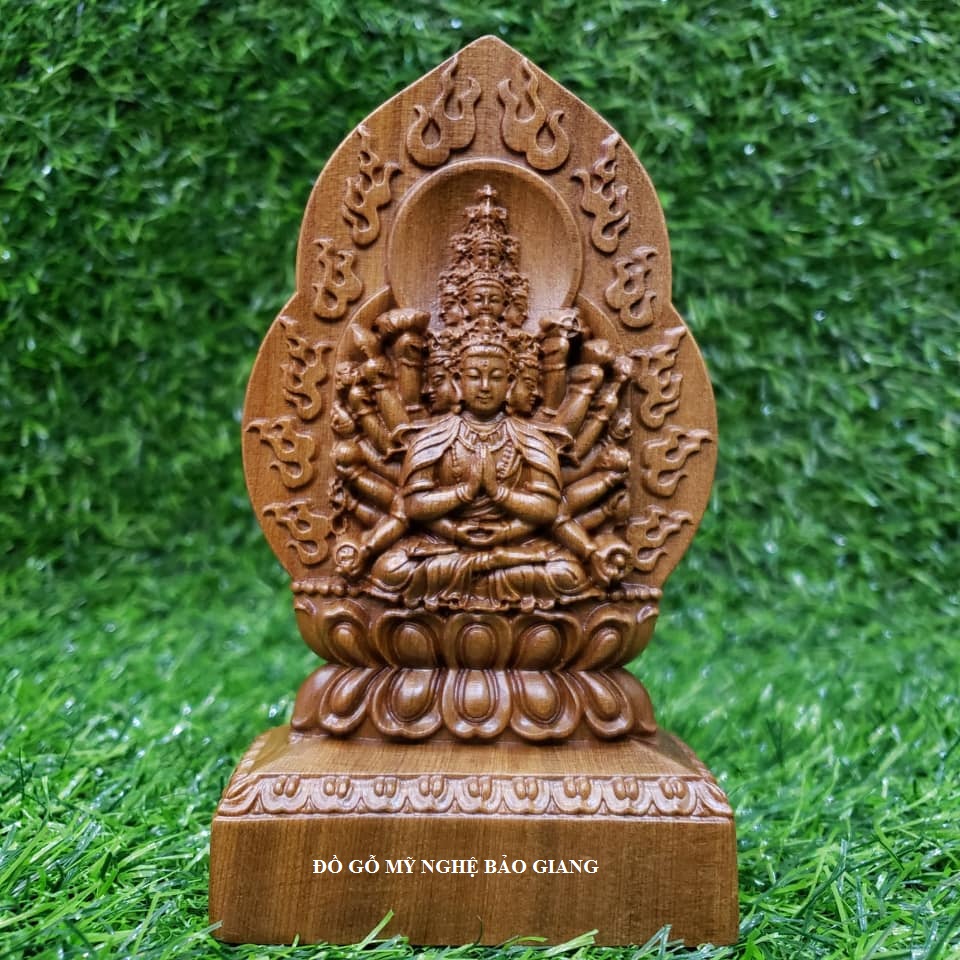 Tượng phật bản mệnh Tuổi Tý bằng gỗ bách xanh - Phật Thiên Thủ Thiên Nhãn