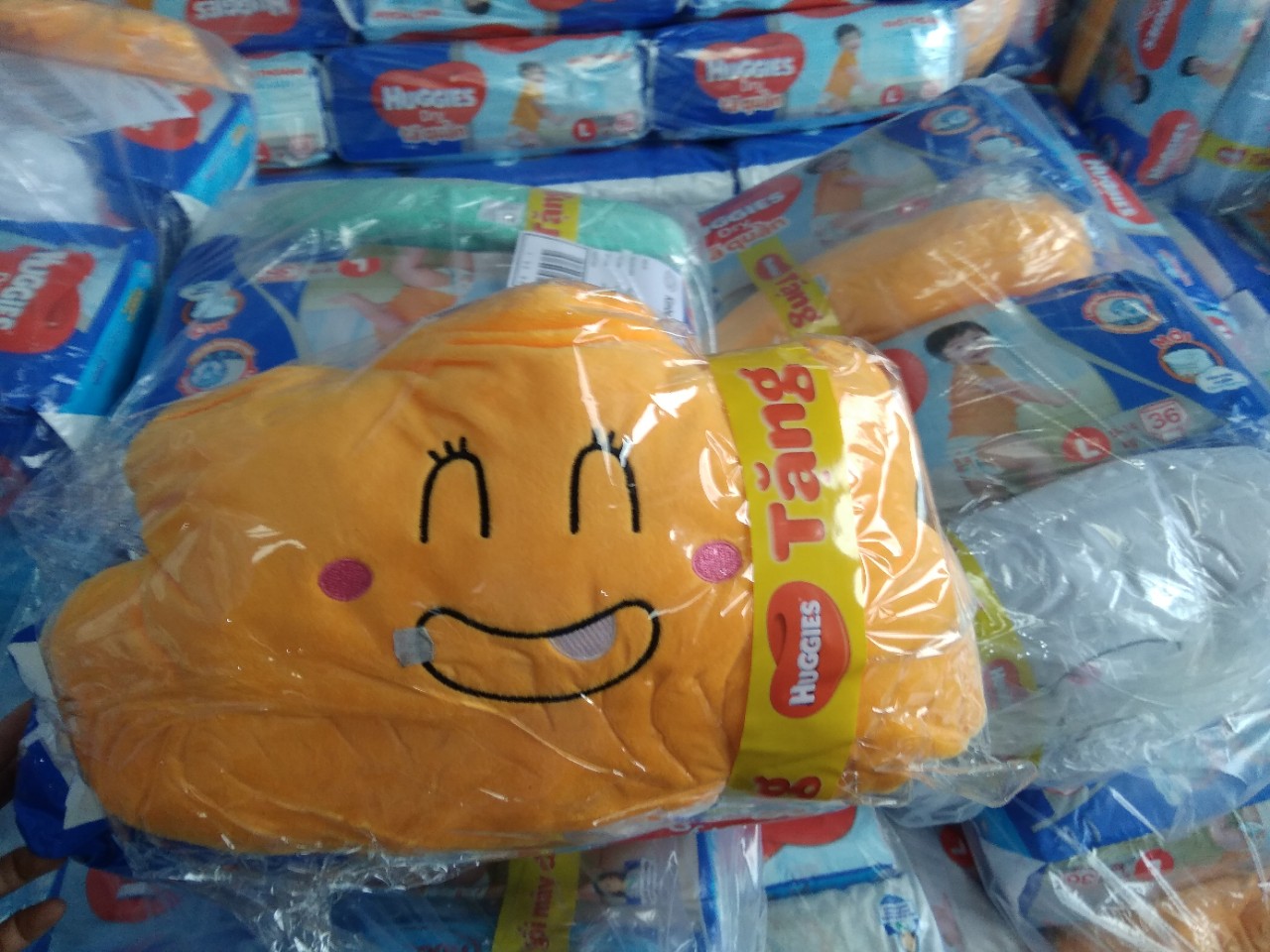 [Tặng gối mây] Tã/bỉm quần Huggies L36 -Gói 36 miếng (Cho bé 7kg - 14kg)