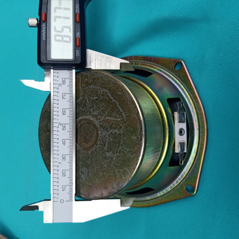 LOA VI TÍNH 8CM* 10CM* 135CM