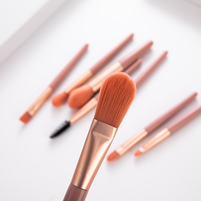 8 Piece Makeup Brush Set With Zip Bag