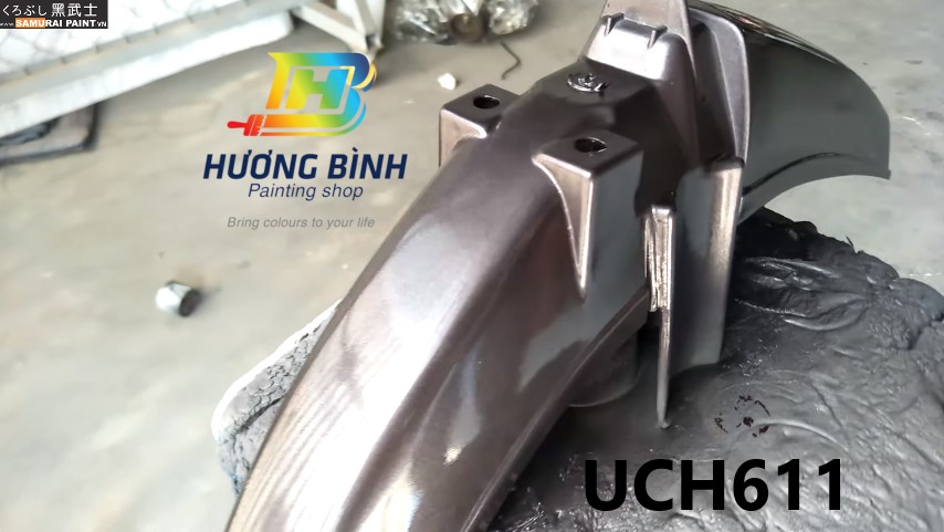 Sơn xịt Samurai màu Tím Nho Dream - UCH611 + TCH611 (QK xin lưu ý: sản phẩm là lựa chọn 2 loại sơn, chứ không phải combo 2 chai)