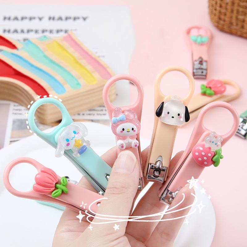 Bấm móng tay nhiều hình đáng yêu