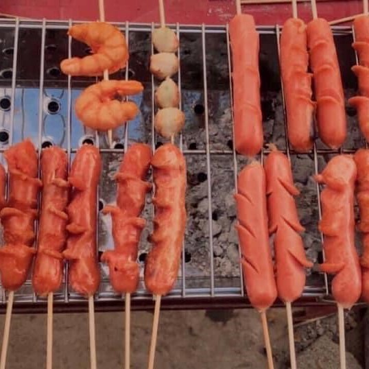 Xúc xích ngọt thơm hàng Trung