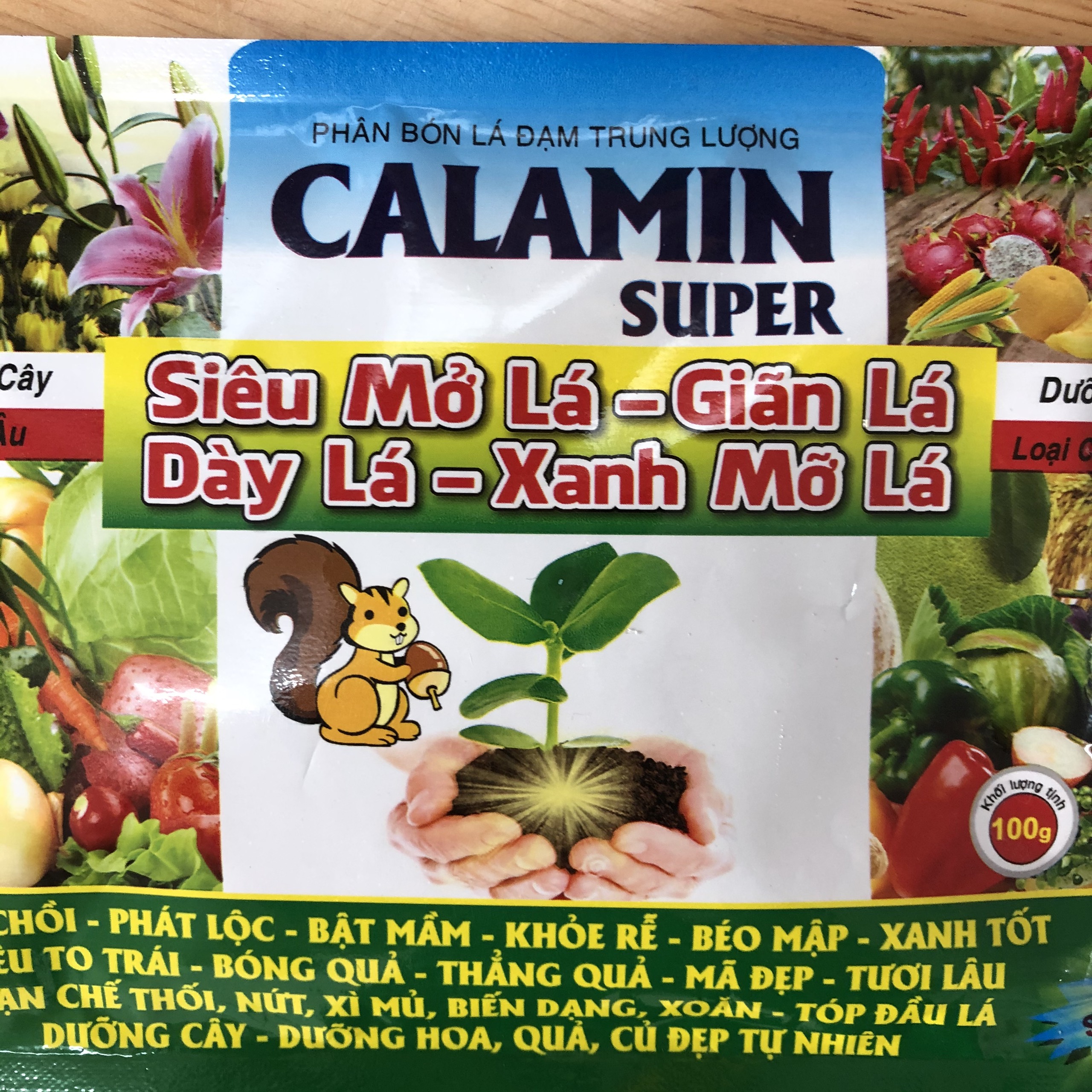 Phân bón lá siêu vọt đọt Calamin 100g; Xanh lá, dày lá, mỡ lá, nảy chồi bật mầm, khỏe rễ, siêu to trái, bóng quả, mã đẹp và tươi lâu; phân bón lá đạm trung lượng siêu Kẽm tăng năng suất 20%