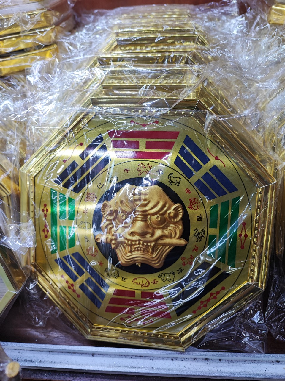 Gương Bát Quái Hổ Phù