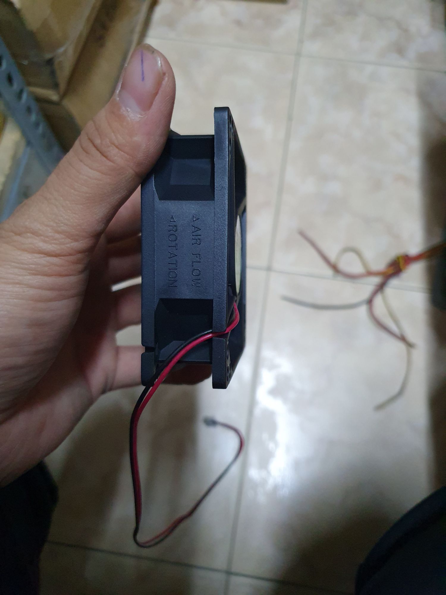 quạt tản nhiệt 24v cỡ 9cm