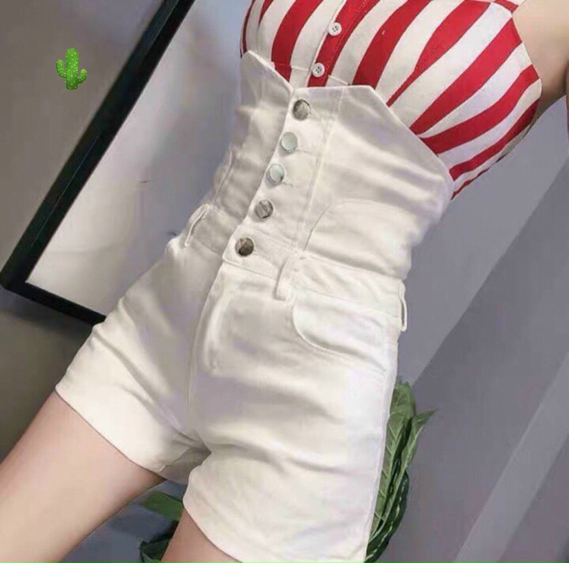 Quần short nữ mặc là đẹp nhìn là thích quần short kaki cổ cao phối nút nhiều quần short kaki đẹp