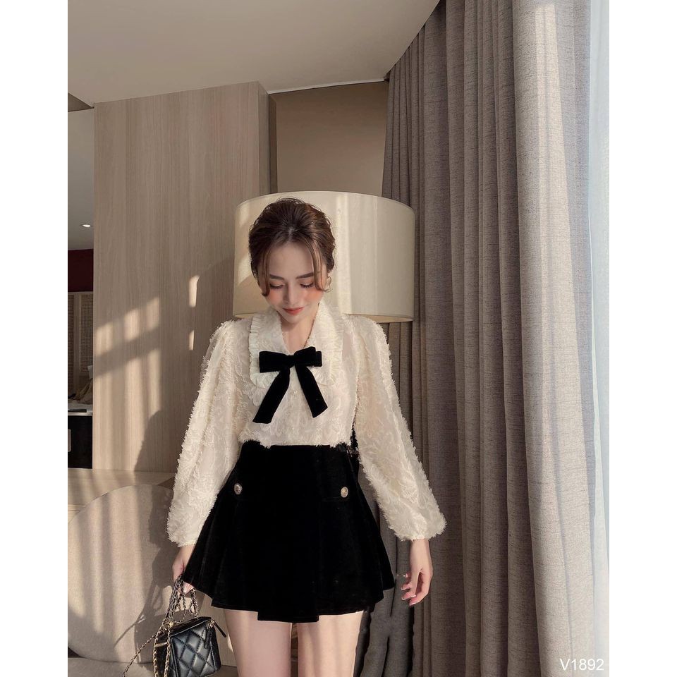Áo sơ mi tơ bèo nơ ngực