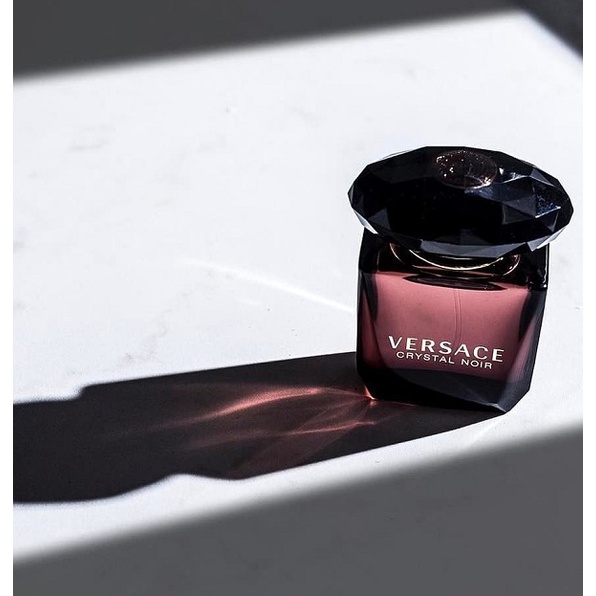 Nước Hoa Nữ Versace Crystal Noir Eau De Toilette