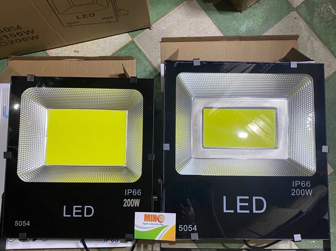 ĐÈN PHA LED 200W CAO CẤP NGOÀI TRỜI