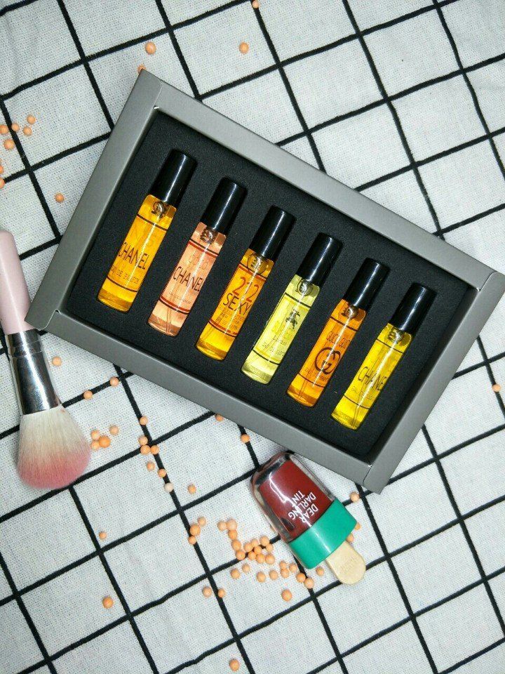nước hoa tháp 6 chai