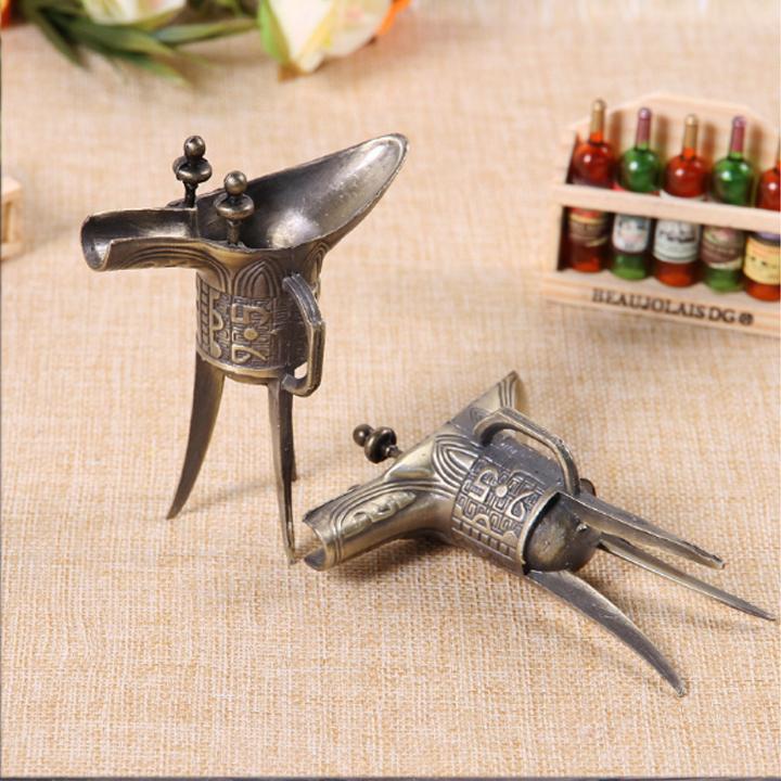 Ly đồng 3 chân giả cổ thời Tần bộ đủ mâm
