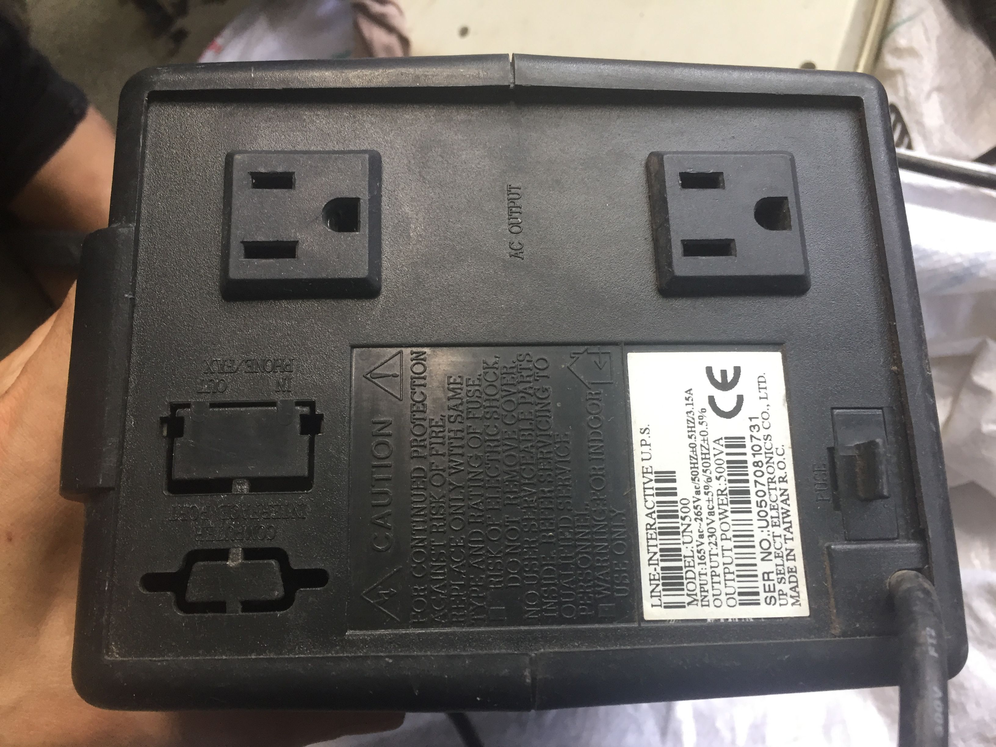 Bộ lưu điện UPS  UP Select UN500 12VDC