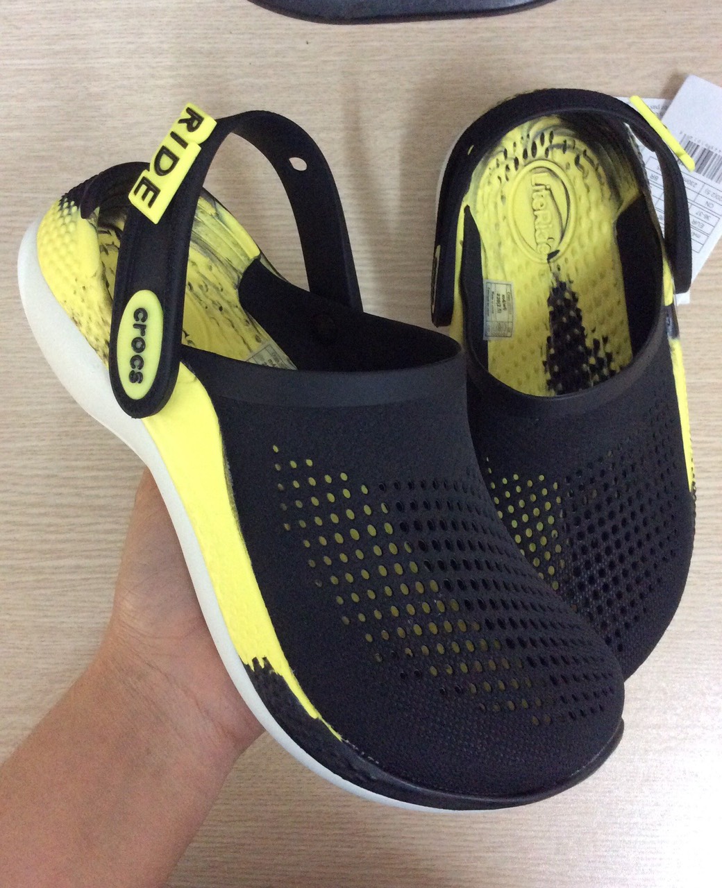 Crocs-Dép sục Literide 360 cho cả nam và nữ