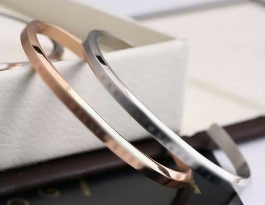 [HCM]Vòng Tay Cuff Ver 1 No box