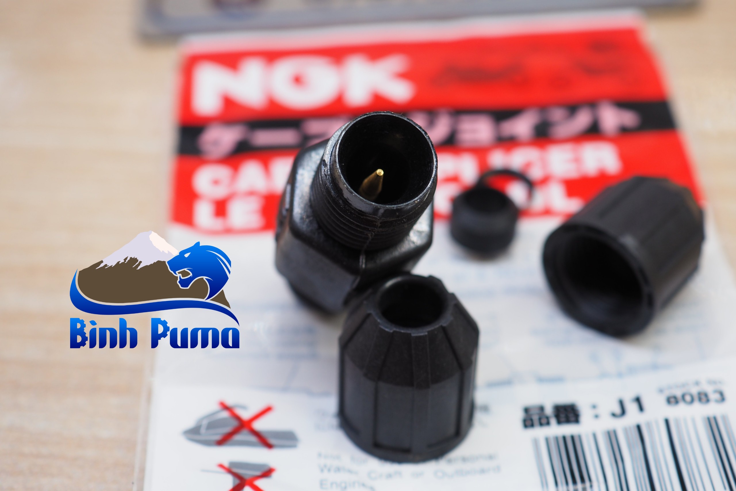 Đầu nối dây tăng áp NGK
