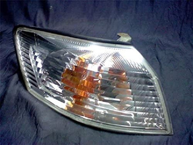 Đèn xin nhan Camry đời 1996-2001