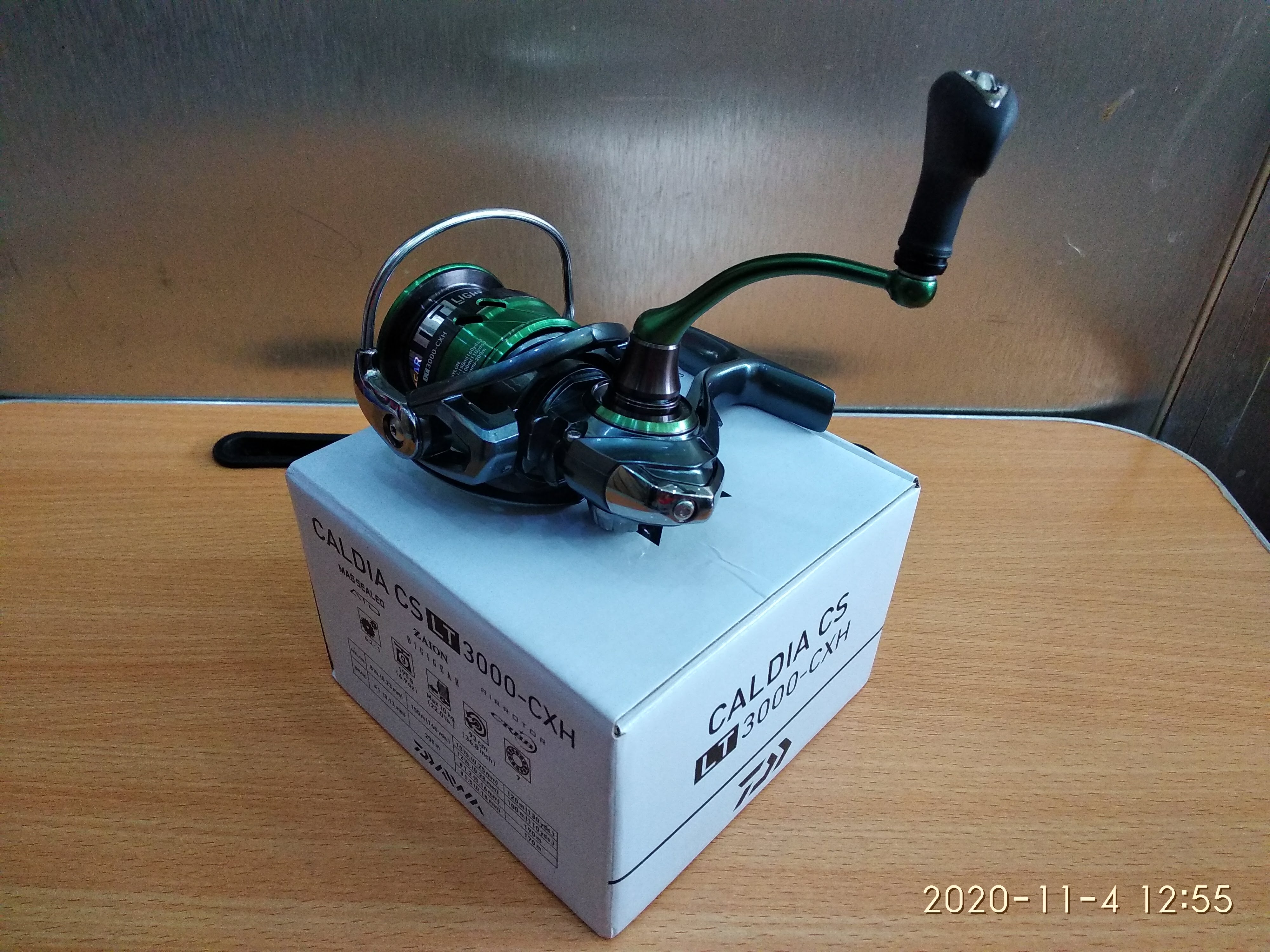 Máy Câu Cá Daiwa Caldia CS LT 3000-CXH - Máy Đứng