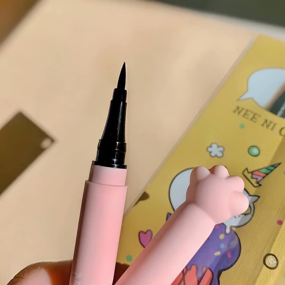 Bút Kẻ Mắt Chân Mèo Cute Suake