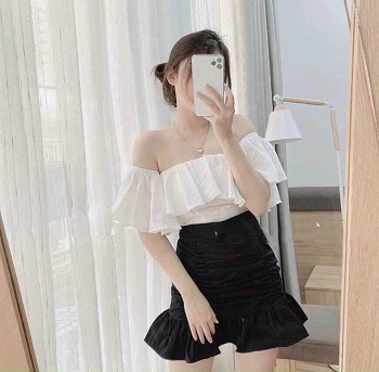 [HCM]SÉT VÁY XẾP LY KẾT HỢP ÁO TRỄ VAI BÁNH BÈO