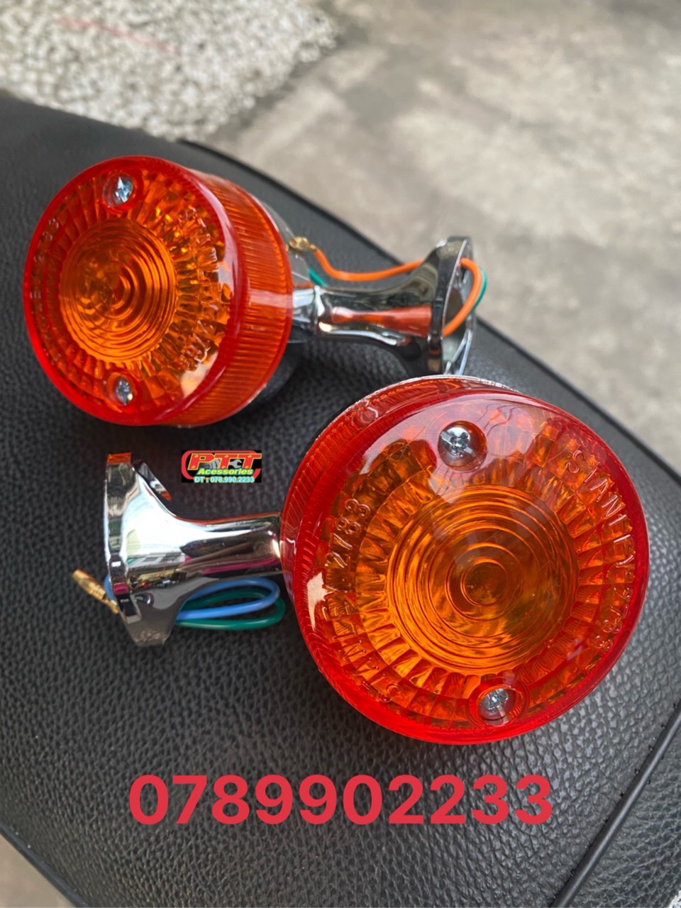 Xi nhan sau xe cub 86