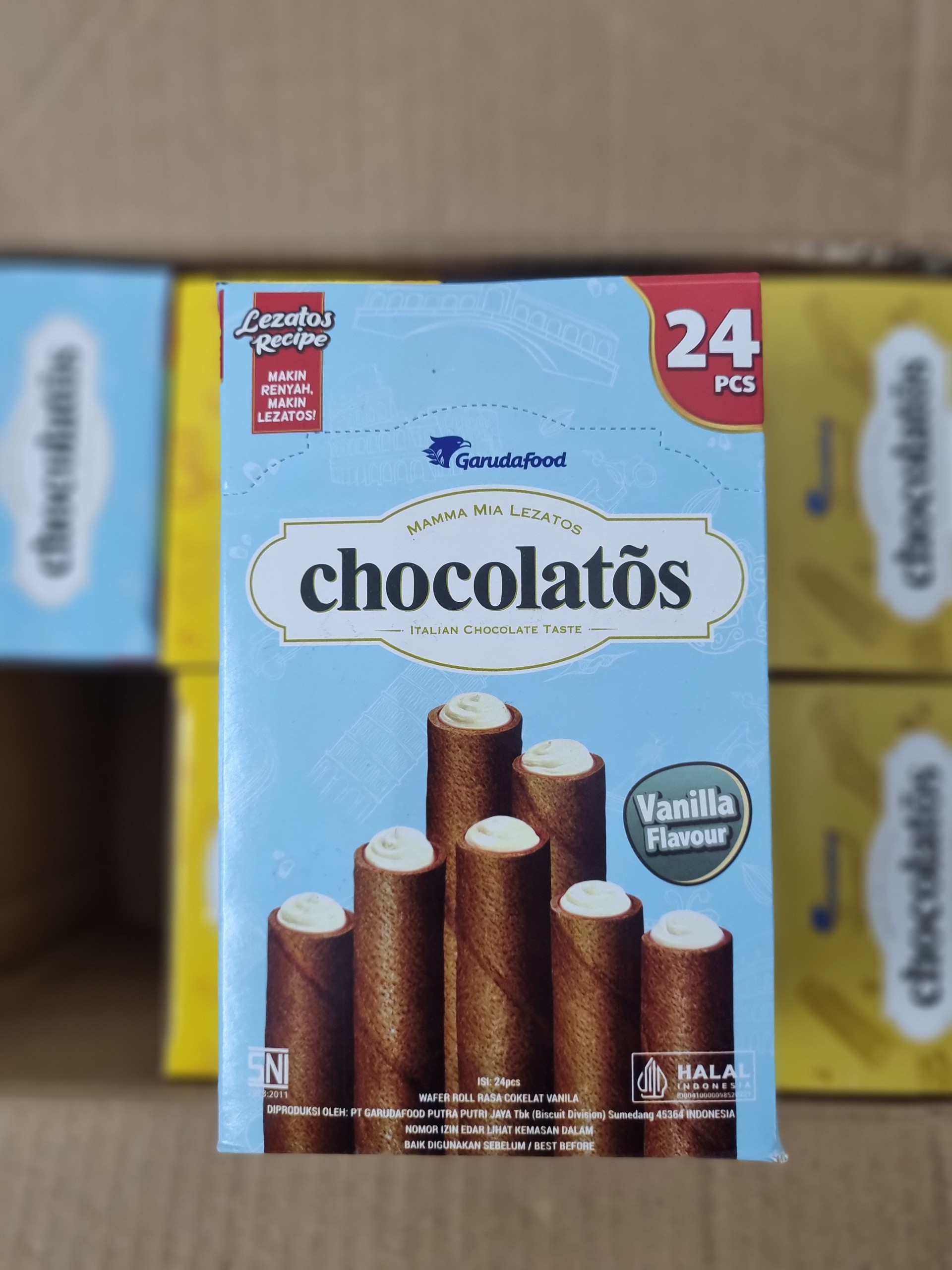 Bánh Cuộn Xốp Chocolatos Nhân Vani 288g