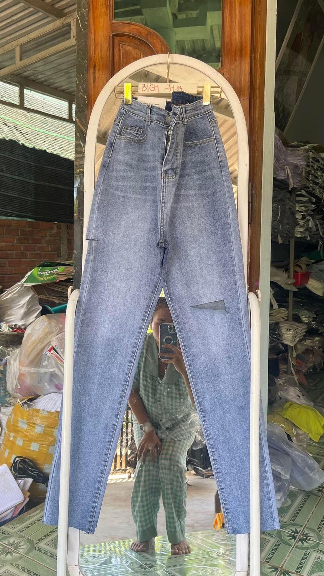 Jeans dài lưng cao co giãn rách bẹ PT