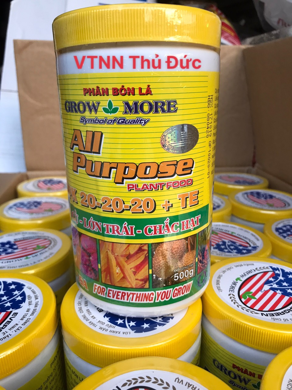 Phân NPK 20-20-20 +TE growmore 500gam