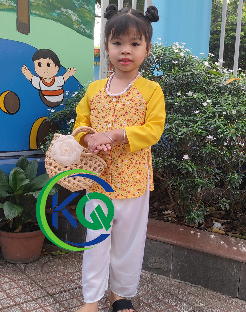 Áo Bà Ba mẫu hoa Nhí - Không kèm quần - màu Vàng - vải lụa mịn đẹp