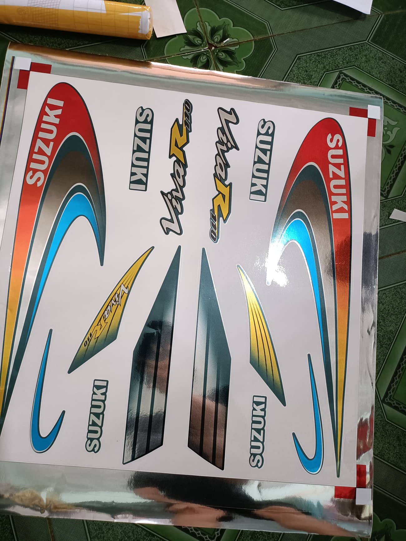tem rời crom viva R 2003 xe đen
