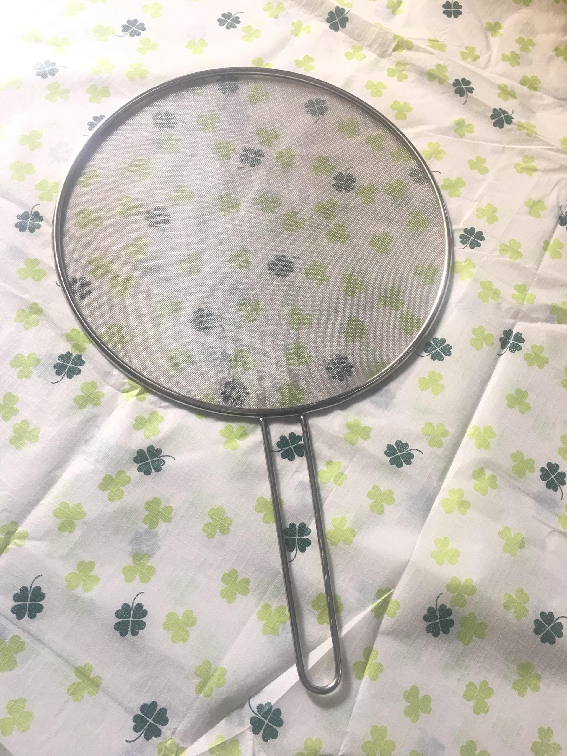 3 miếng nắp Inox chặn dầu mở. Kích thước size 29cm