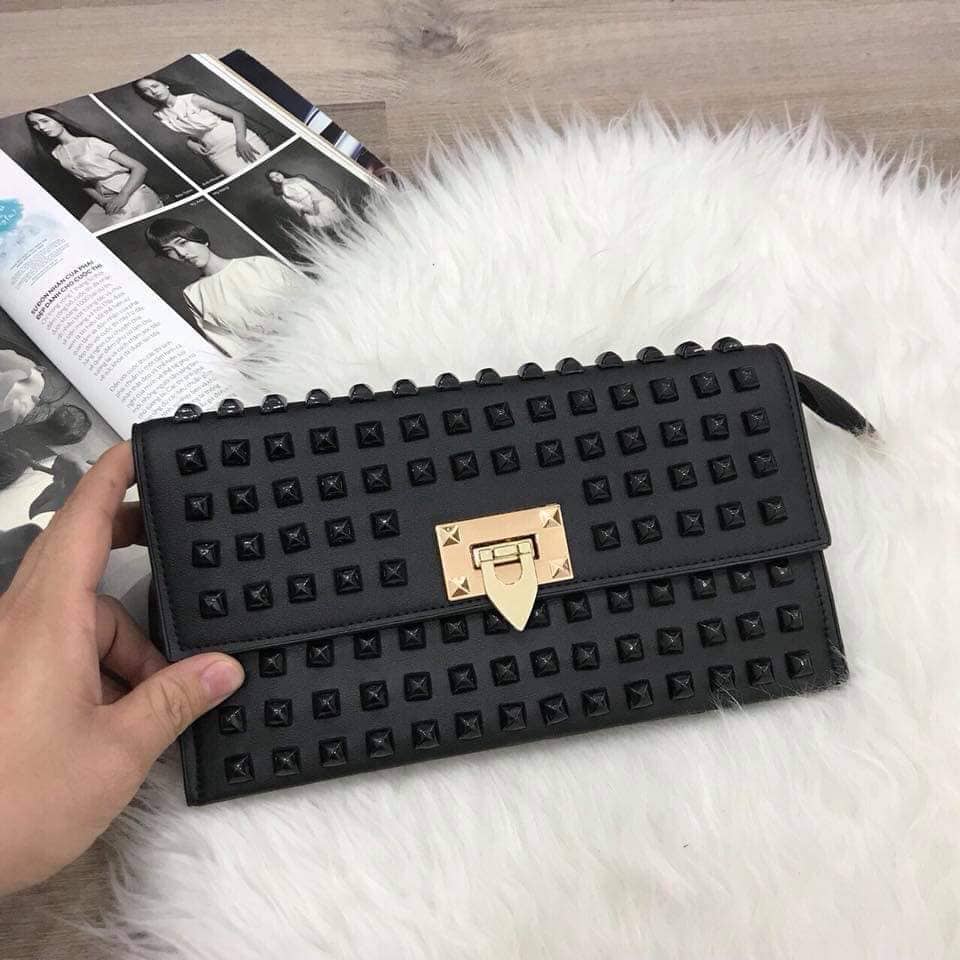 Clutch Thời Trang Nữ Nạm Đinh 3M31