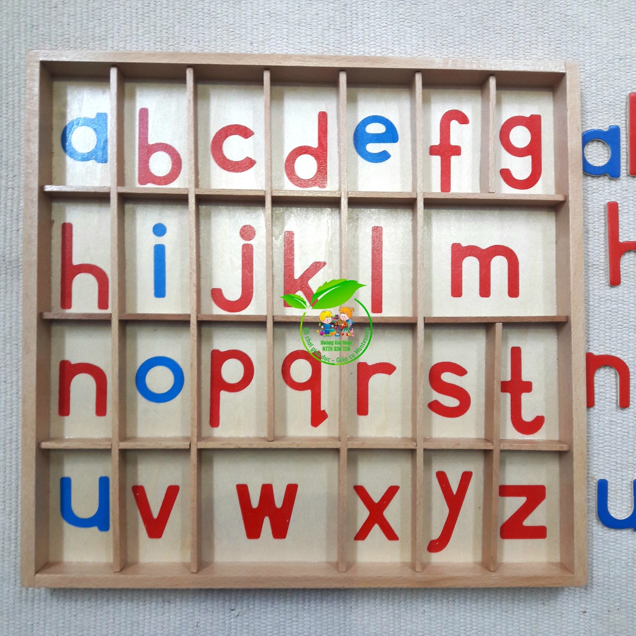 Hộp chữ cái cắt tiếng Anh