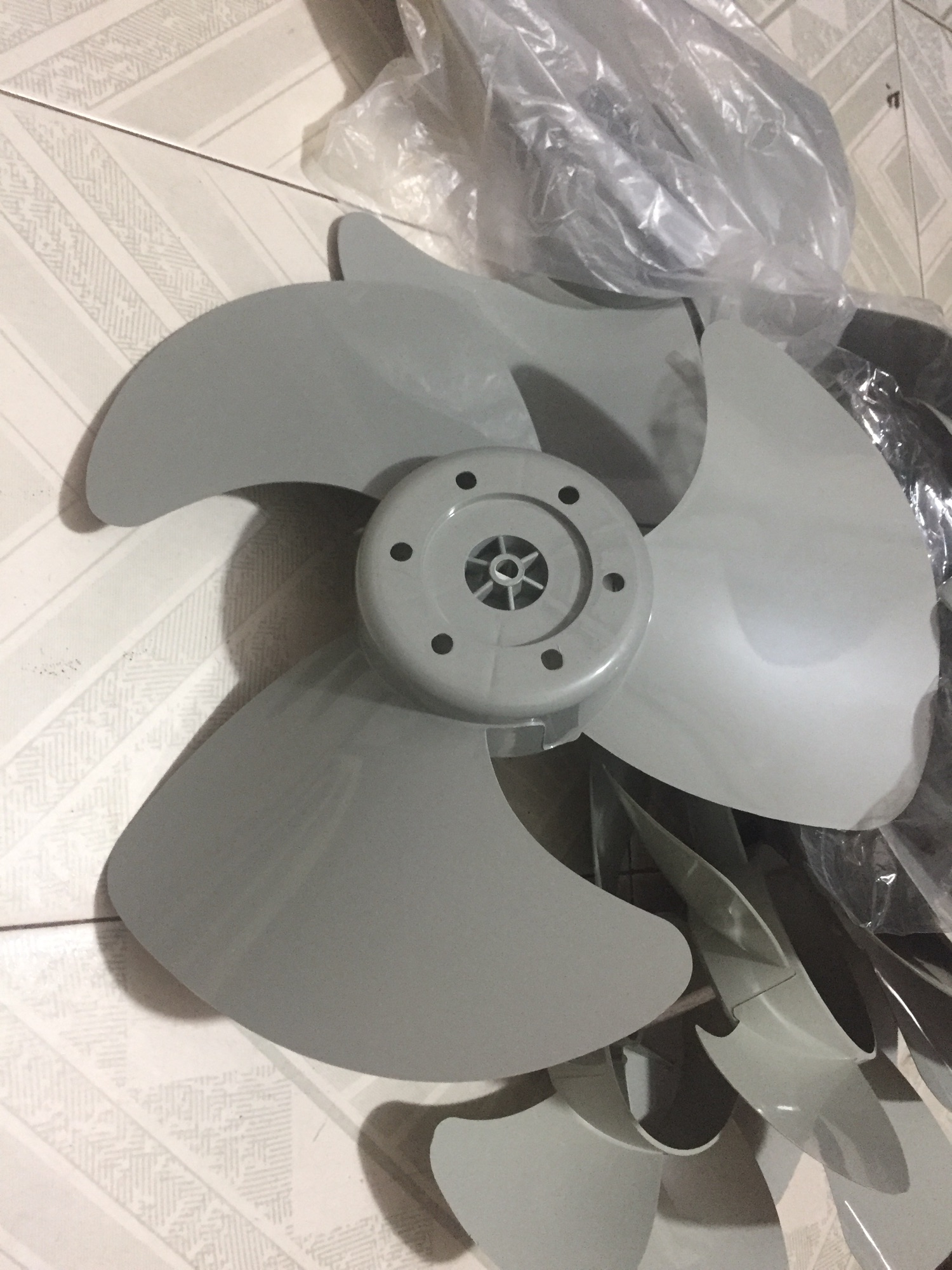 Cánh quạt tản gió 350mm