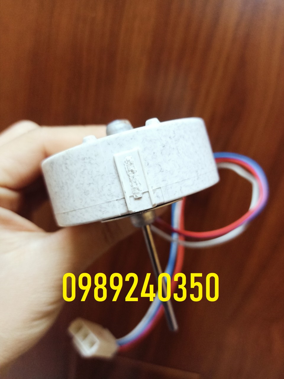Motor quạt đúc sứ tủ lạnh Panasonic DC12V - 3,6W 3 dây