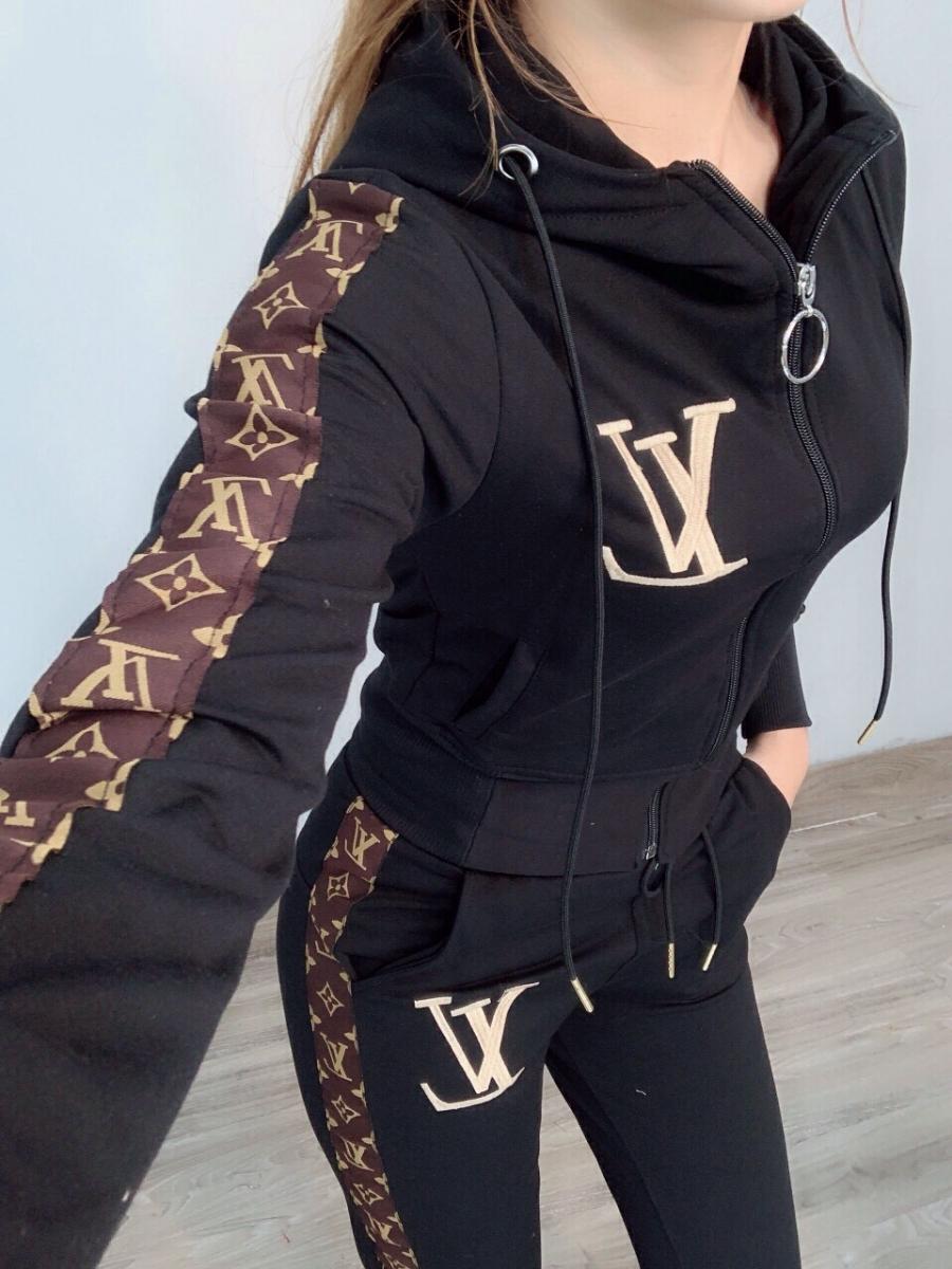 [HCM]Bộ đồ thể thao nữ hotgirl LV