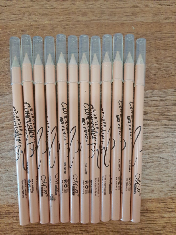 Bút Che Khuyết Điểm Highlight NYX Medium Wonder Pencil.