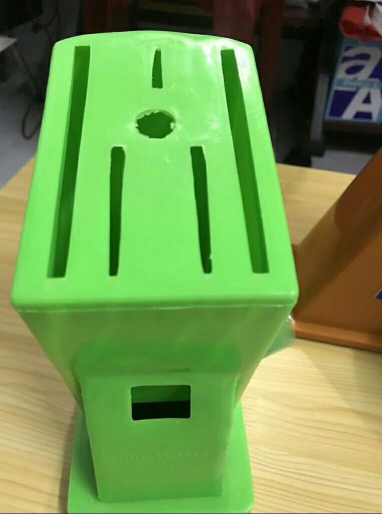 Giá Để Dao Bằng Nhựa Plastic Tứ Hưng