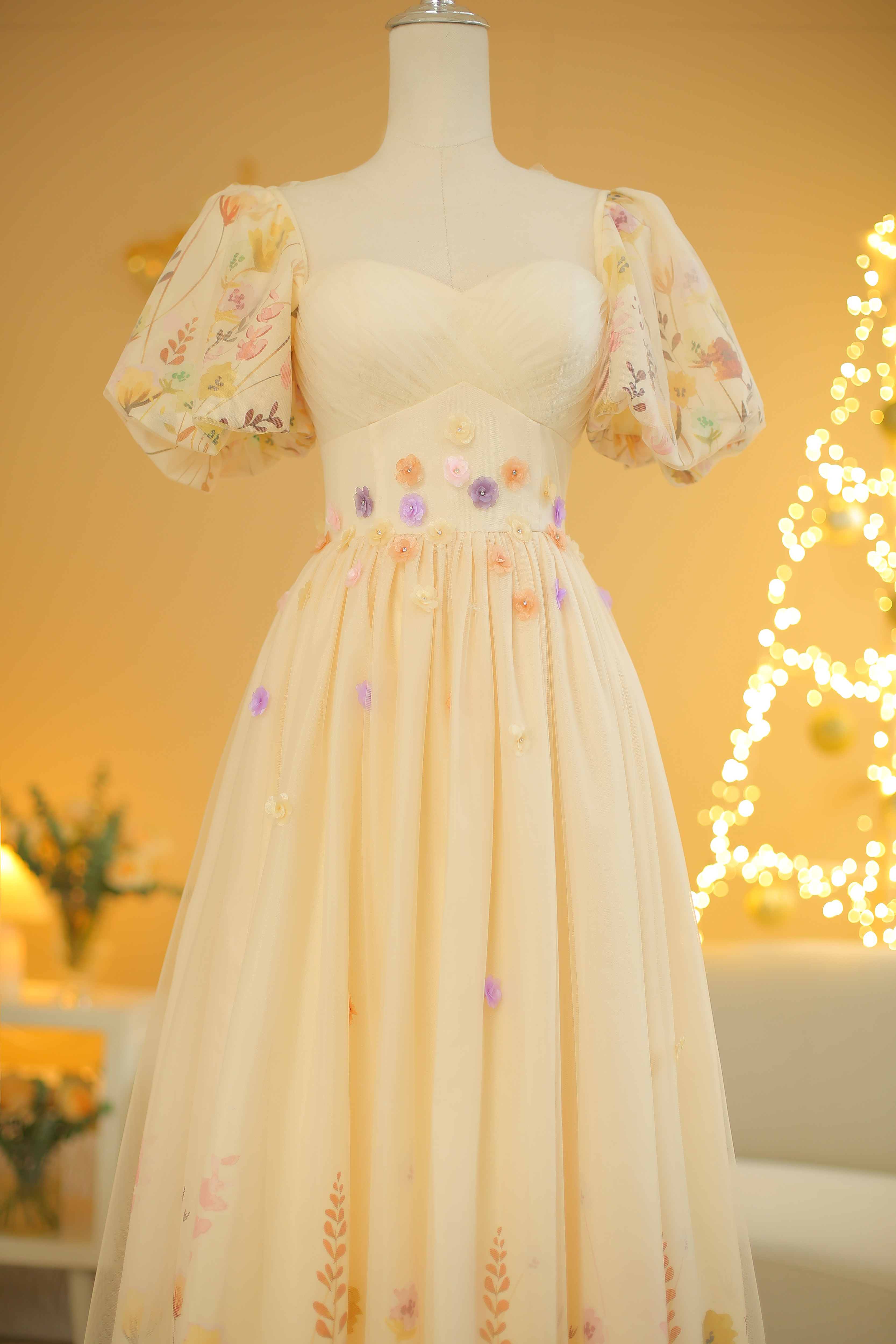 SÒ VINTAGE - ALYSSA Đầm maxi tay phồng đính hoa
