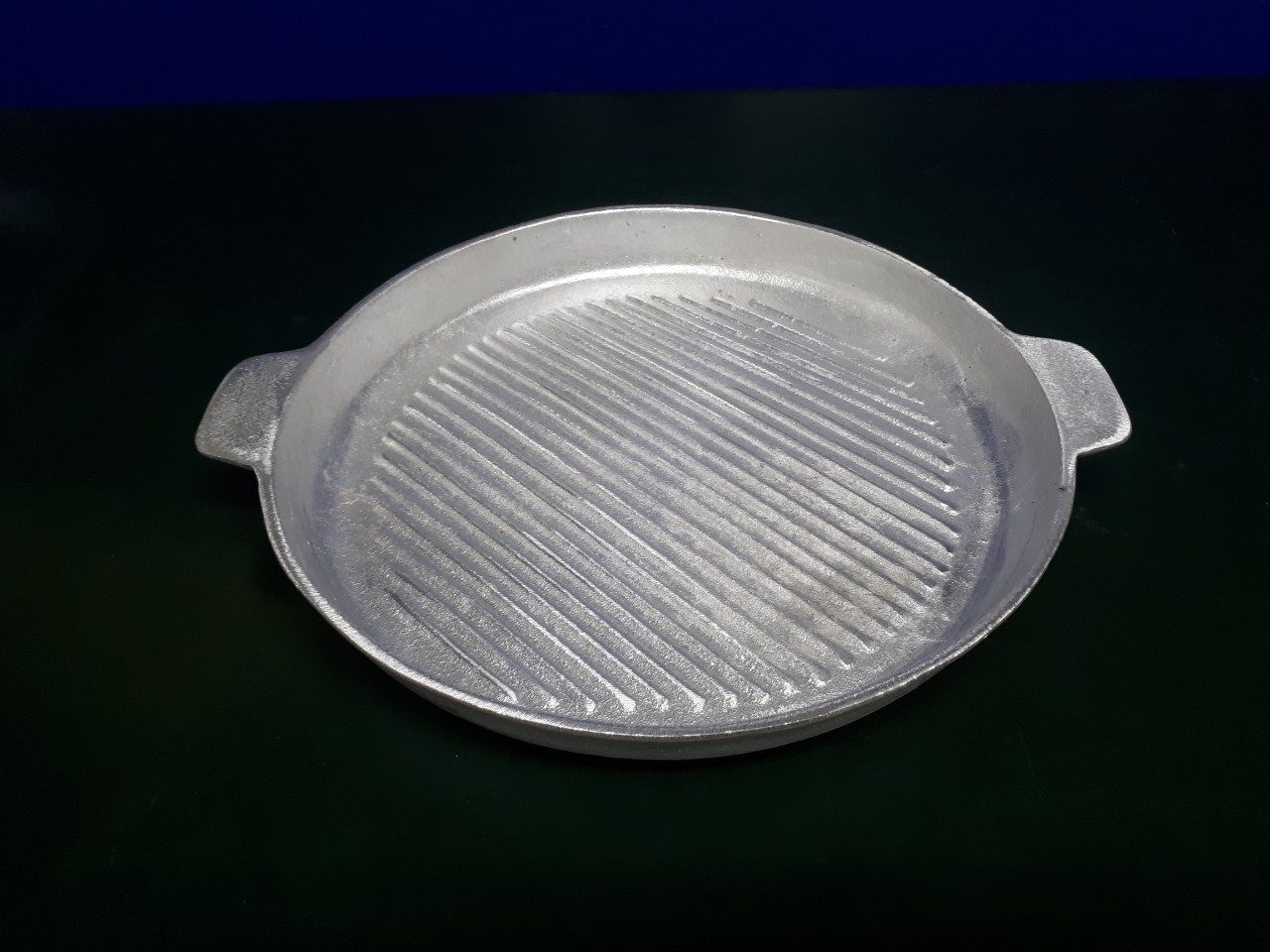 Chảo gang đúc nướng thịt đk 27cm kẻ