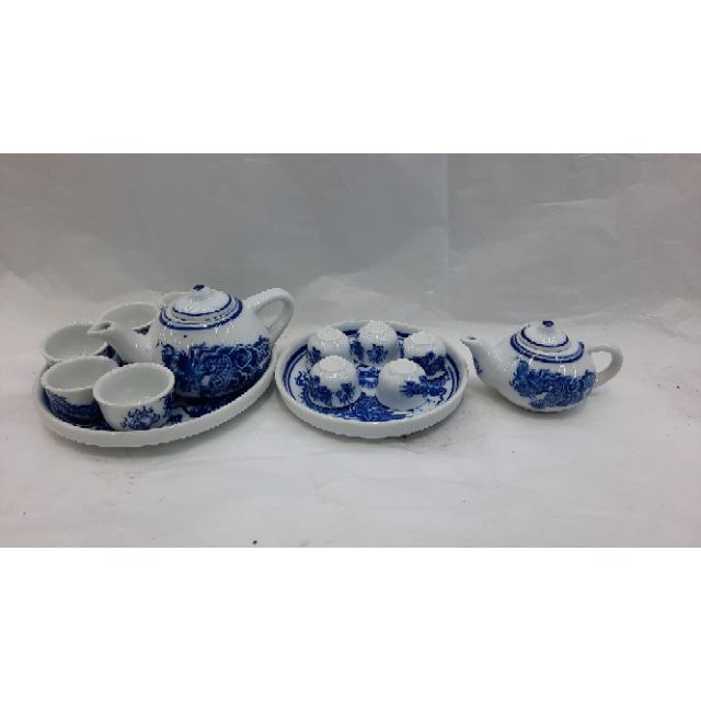 Bộ ấm chén ban thờ