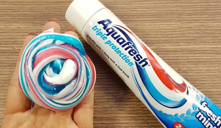 Kem đánh răng Aquafresh 160g + 20g- Nội địa Nhật