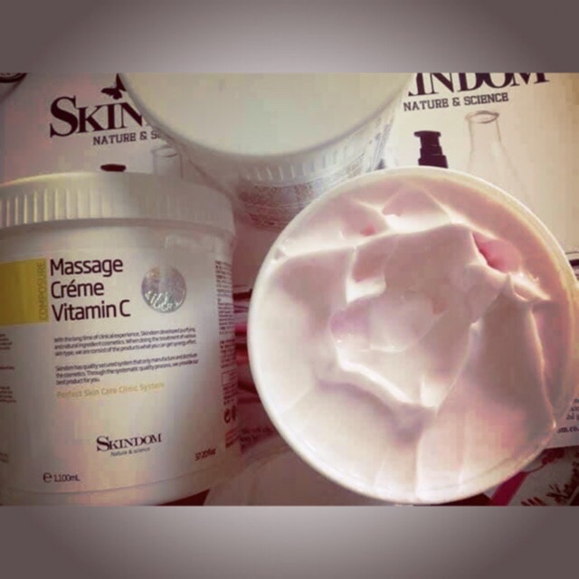 Kem massage vitamin C skindom