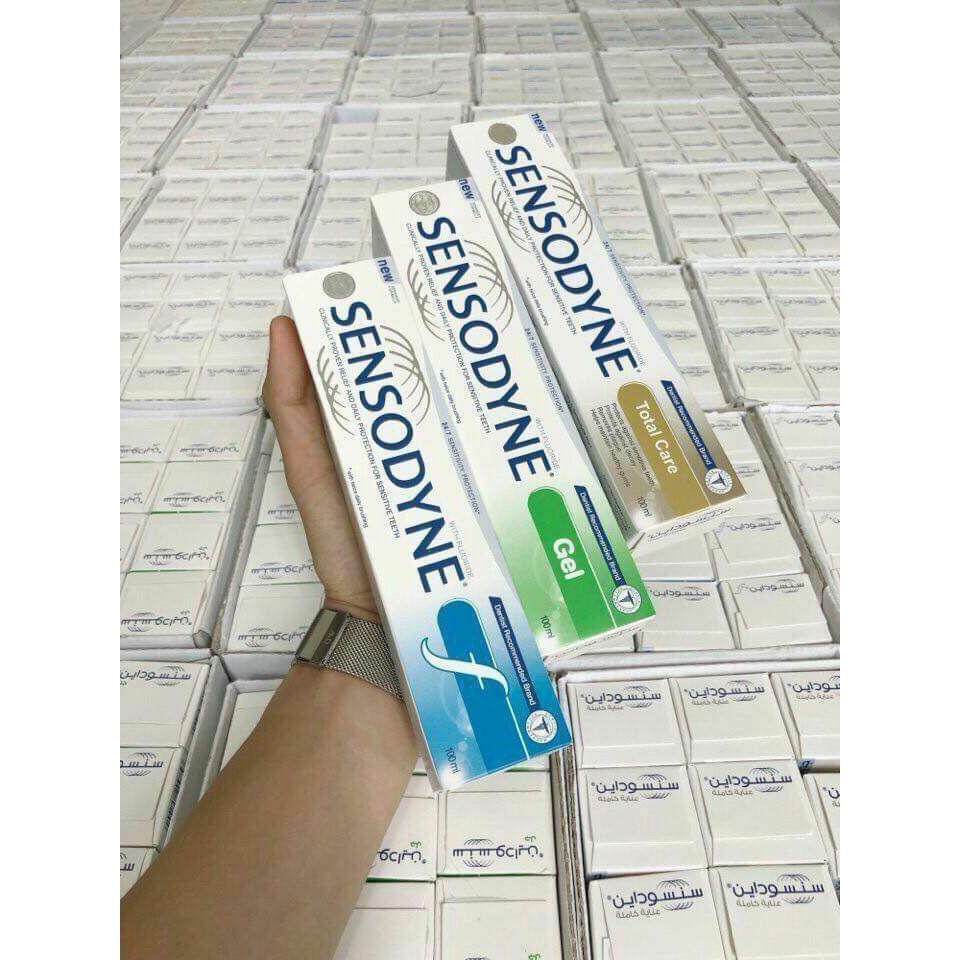 COMBO 4 Tuýp kem đánh răng SENSODYNE chống ê buốt,khử mùi,làm trắng răng thái lan