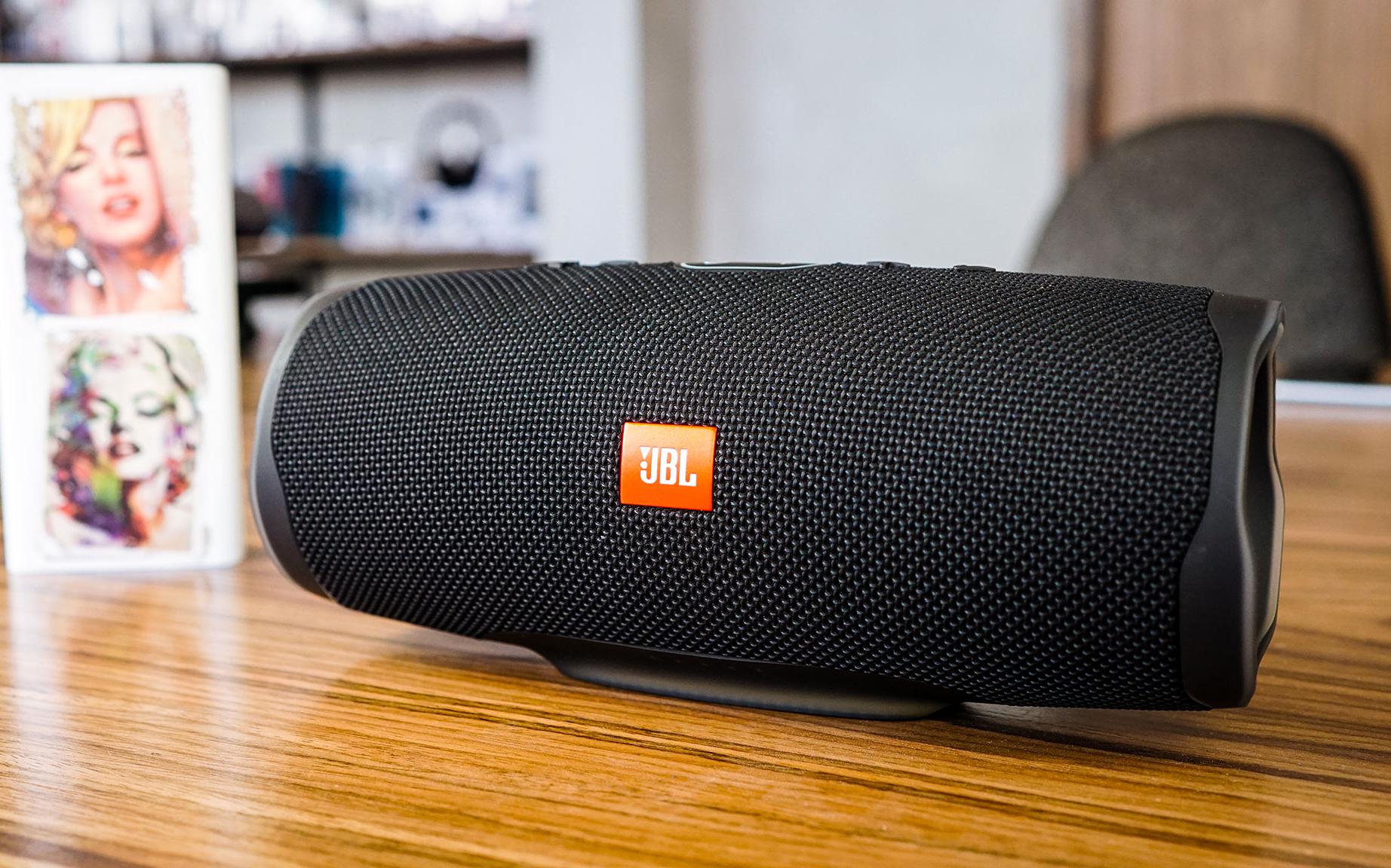 Loa bluetooth JBL Charge 4