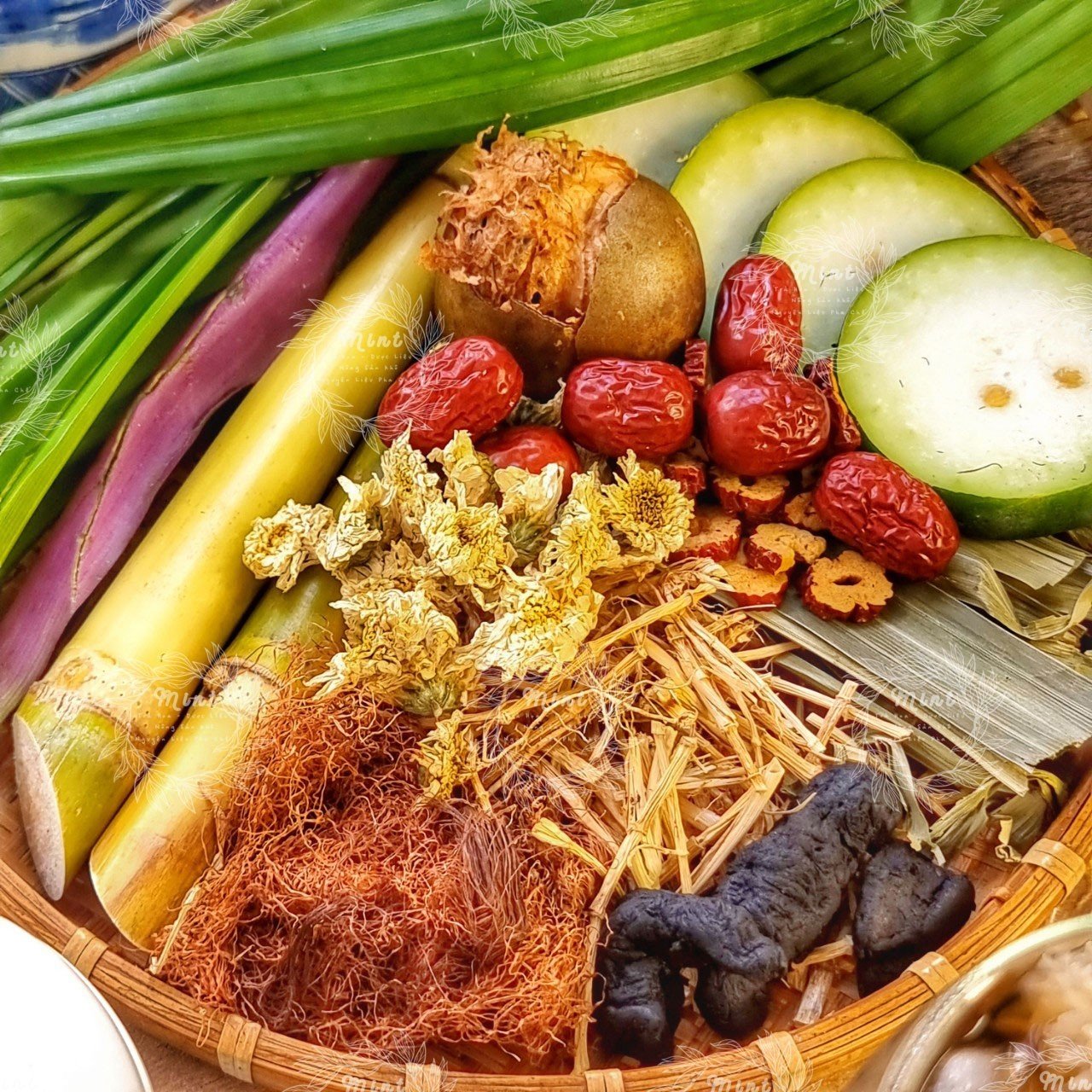 Set Nguyên Liệu Nấu Sâm Bông Cúc Đầy Đủ (Set Tự Nấu Tiện Dụng - Nấu thành phẩm 3 - 3,5 lít)