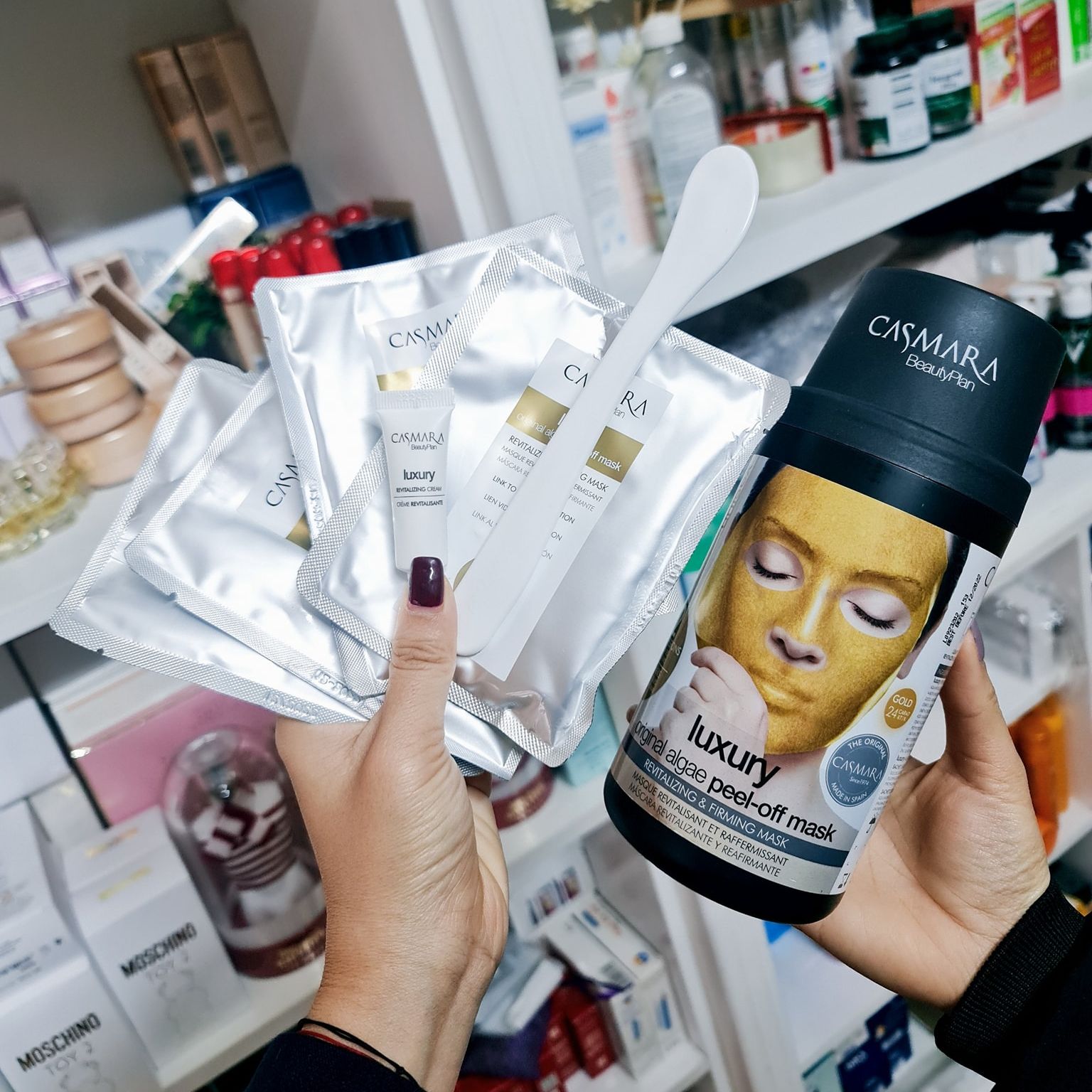 Mặt Nạ Vàng Casmara Luxury 24k - TINH CHẤT VÀNG Algae Peel-Off Mask