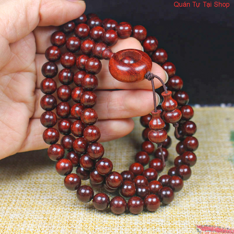 Vòng tay phong thủy gỗ đàn hương đỏ
