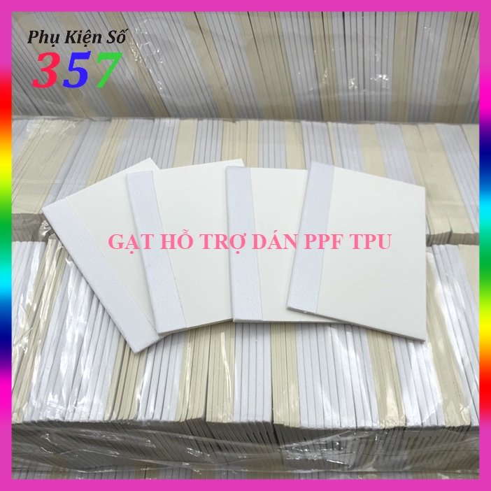Miếng gạt dán Skin PPF hỗ trợ dán điện thoại
