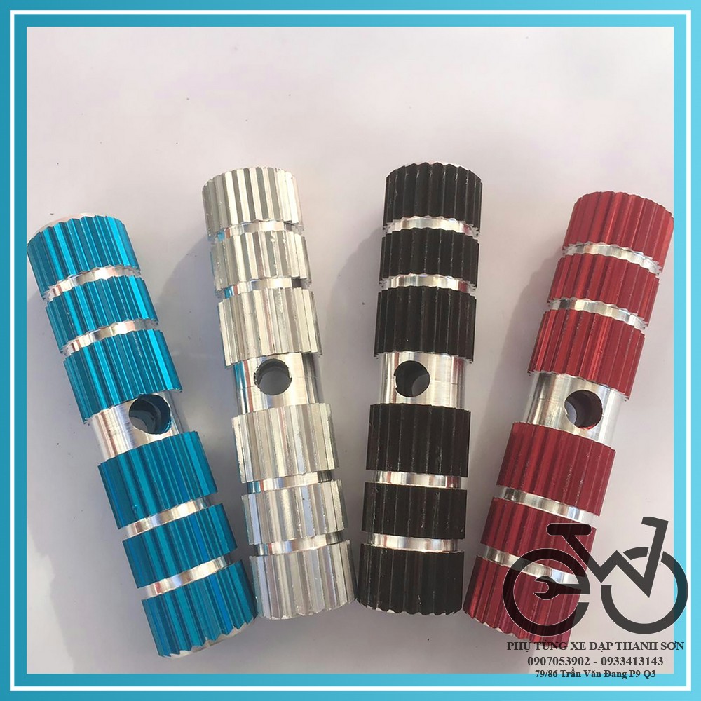 Gác chân gắn sau xe đạp